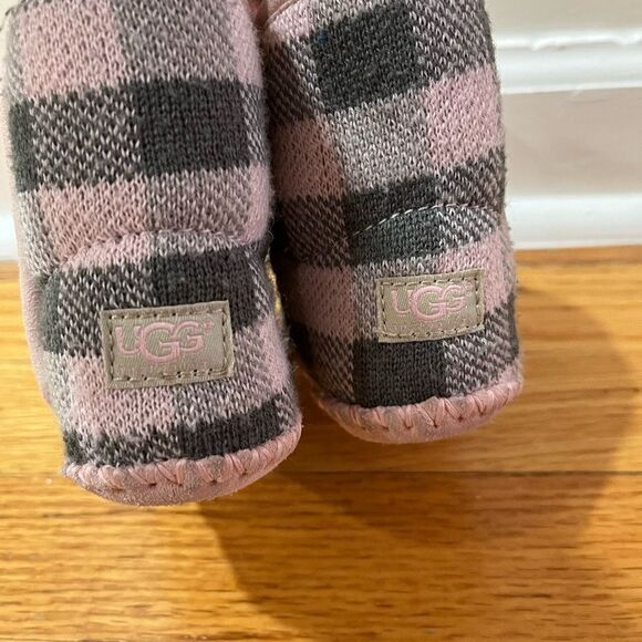 UGG boots plaid pink baby girl size 2/3‎ - Picture 3 of 6